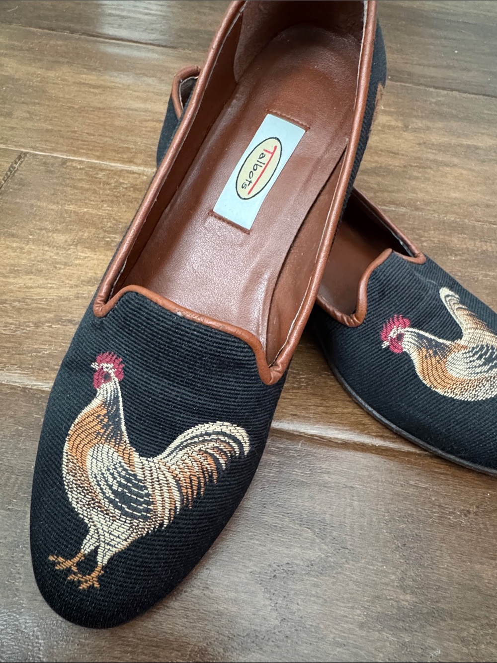 Rooster Slip-ons! Talbots Black Slip-On Loafers with Embroidered Rooster Sz6.5